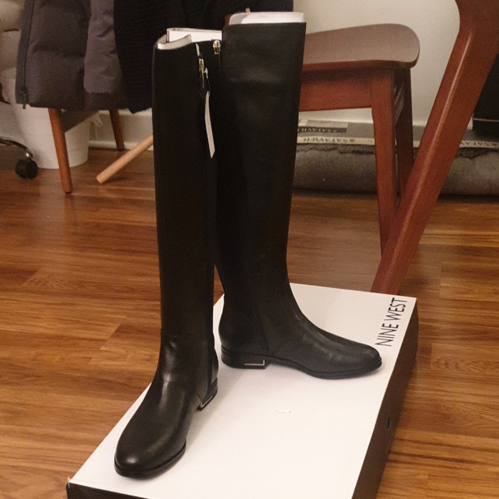 NWT Wide Calf Nine West Boot